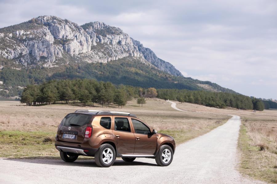  Dacia Duster 2010 года  (фото 29 из 66)